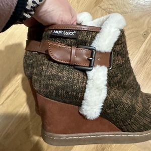Musk Luk Wedge Booties